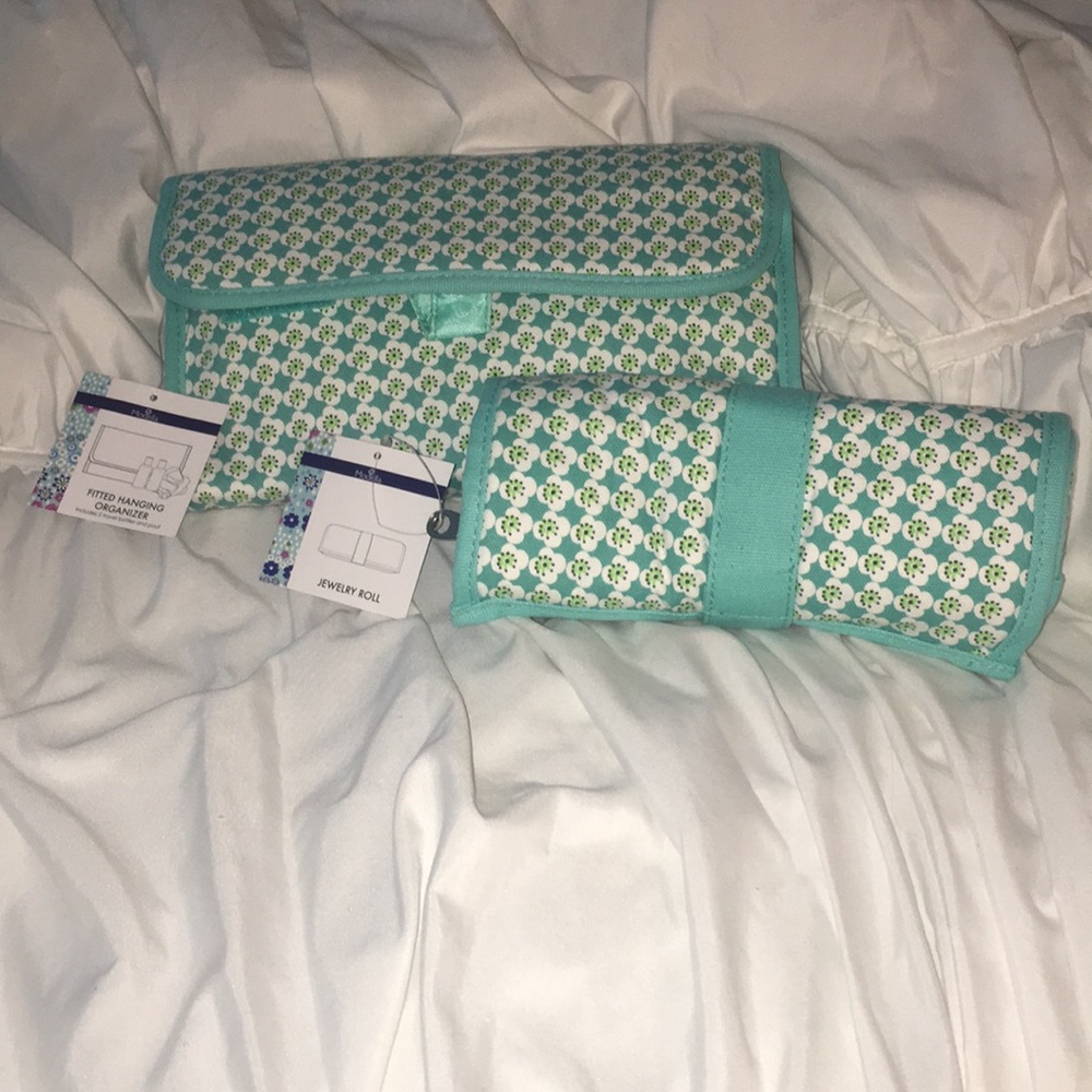 Jewelry & Toiletry organizers
